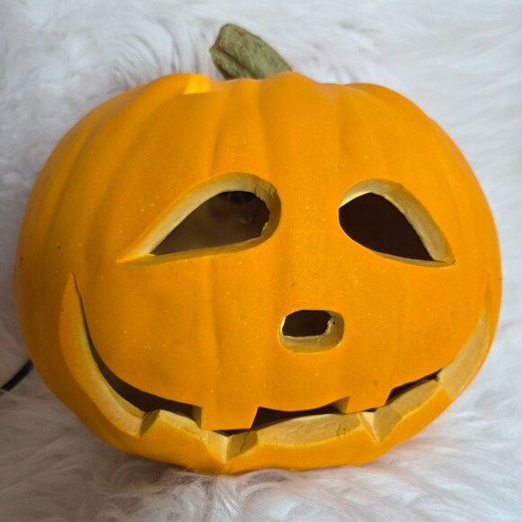 Halloween 2 Pumpkin Light Up 2 Cat Pillowcases Bloody Garland Soap Dispenser - Picture 6 of 16